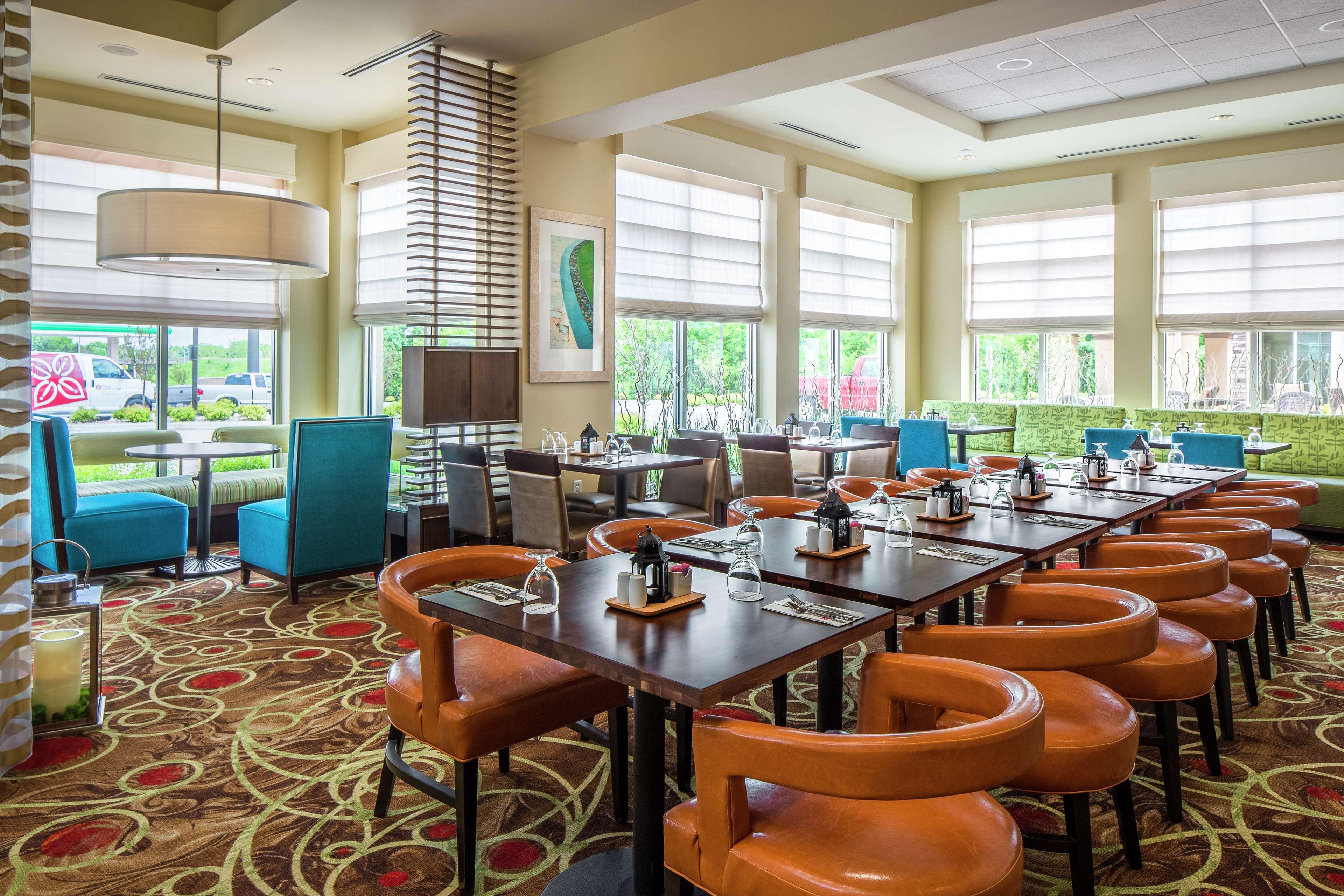 Hilton Garden Inn Bettendorf/ Quad Cities מראה חיצוני תמונה