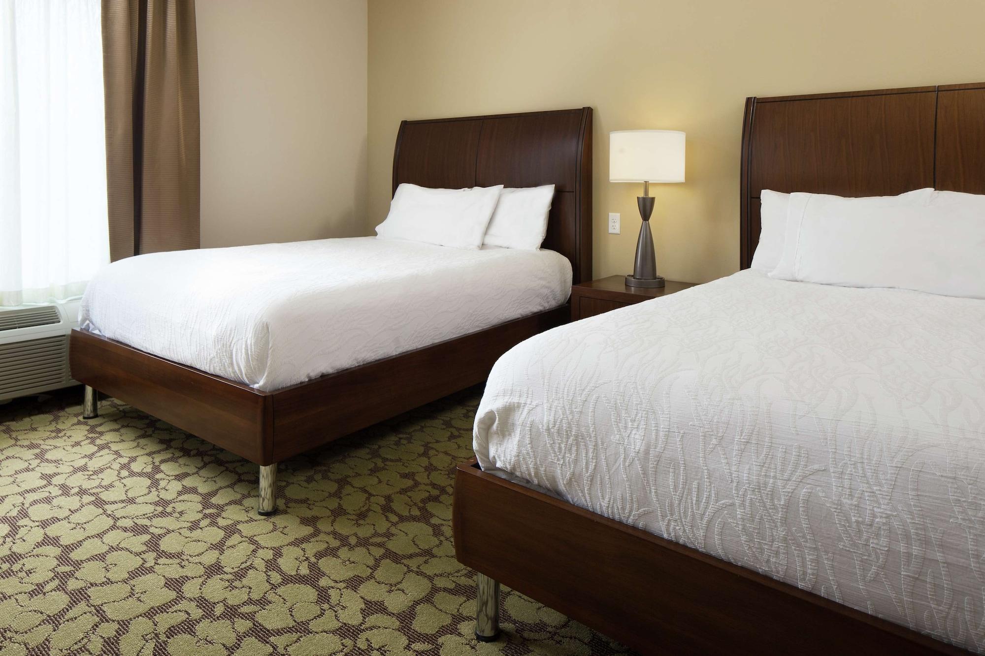 Hilton Garden Inn Bettendorf/ Quad Cities מראה חיצוני תמונה