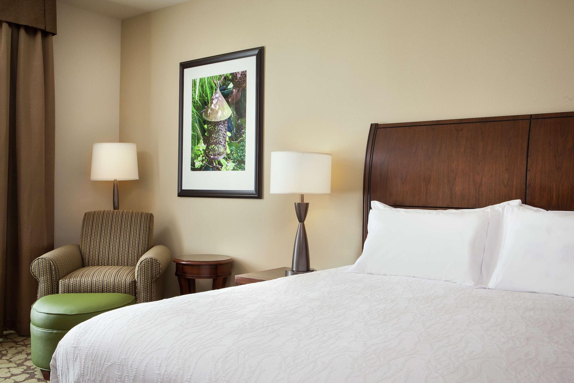 Hilton Garden Inn Bettendorf/ Quad Cities מראה חיצוני תמונה