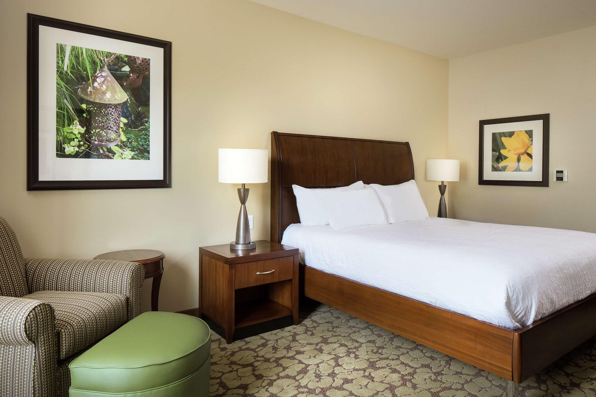 Hilton Garden Inn Bettendorf/ Quad Cities מראה חיצוני תמונה